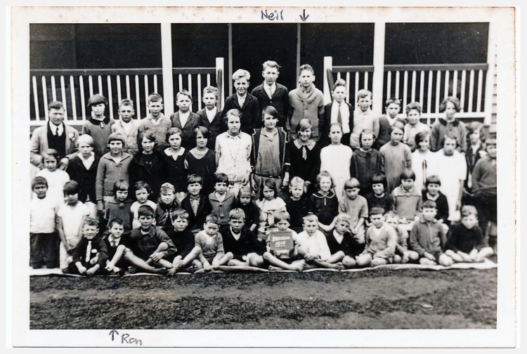 Brooloo School - Tom Bath teacher - Gympie Regional Libraries collection