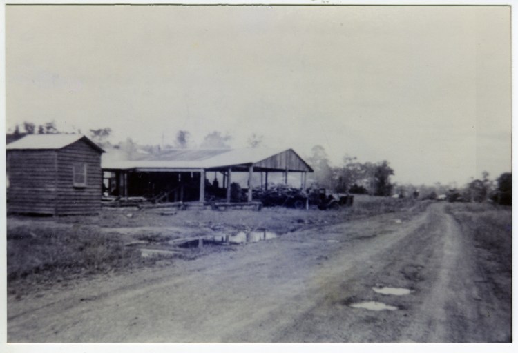 Neisler's Saw mill - corner of Amamoor Forestry Rd and Harry's Creek Rd - donated by Puddy Dan