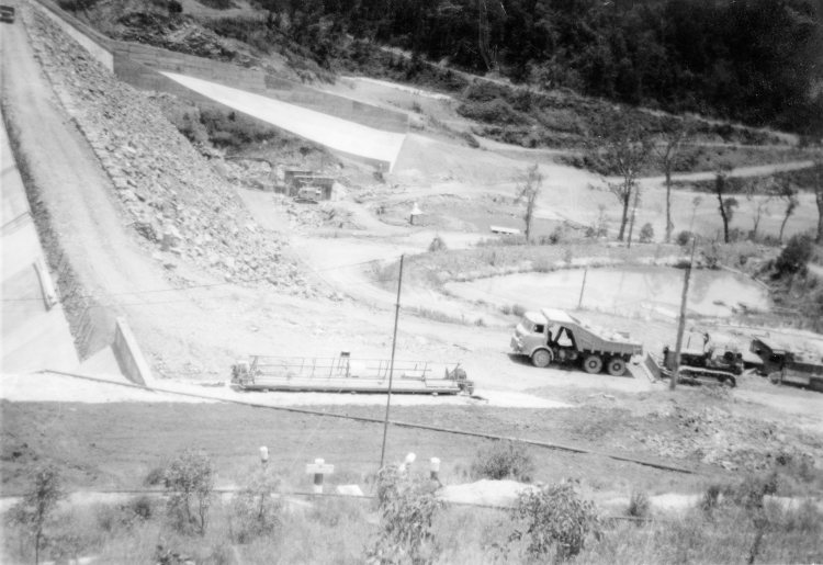 Borumba Dam - 1964 - Gympie Regional Libraries