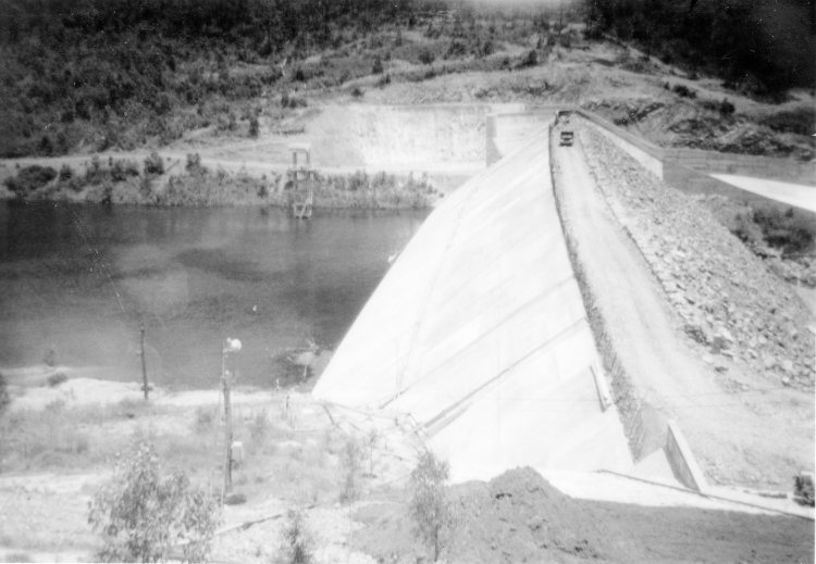 Borumba Dam - 1964 - Gympie Regional Libraries