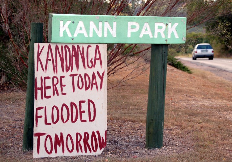 Traveston Dam protest - April 2006 - Gympie Times collection