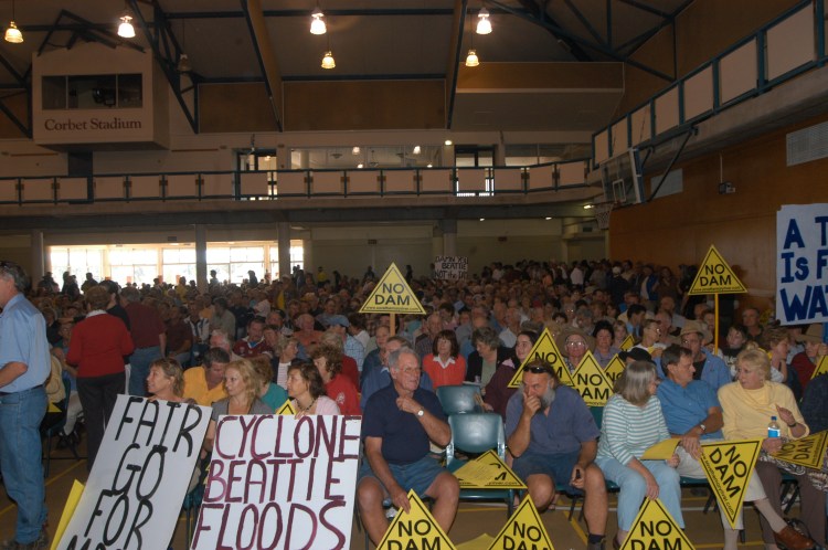 Traveston Dam protest - July 2006 - Gympie Times collection