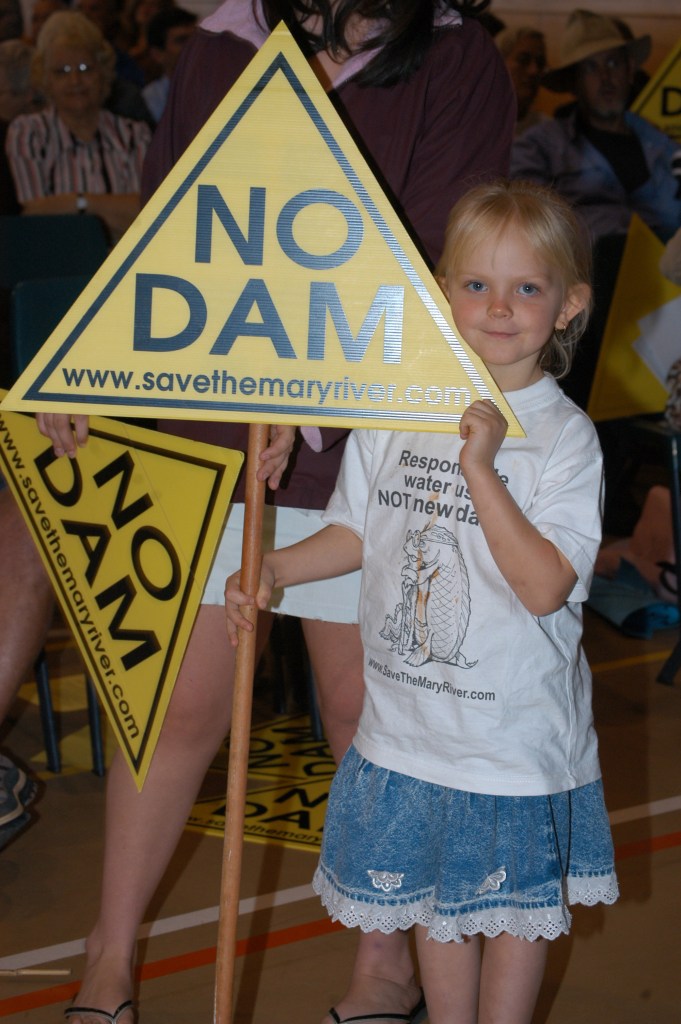 Katie Martin - Traveston Dam protest - July 2006 - Gympie Times collection