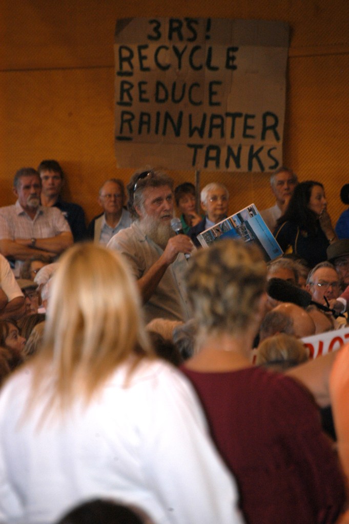 Traveston Dam protest - July 2006 - Gympie Times collection