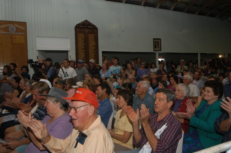 Traveston Dam protest - May 2006 - Gympie Times collection