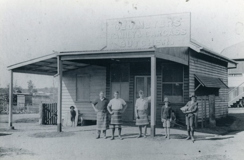 George Meyers Family and Carcass Butcher. Gomersell men. Mudford, father, Allan and Edgar (sons). Source. C. Zillman