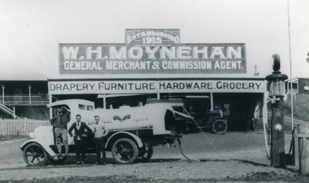 Moynehan's, Imbil. Bill Moynehan on far right. Royal Bank on left.